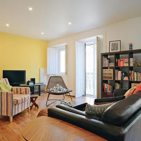 New - Swallow's Garden Лиссабон